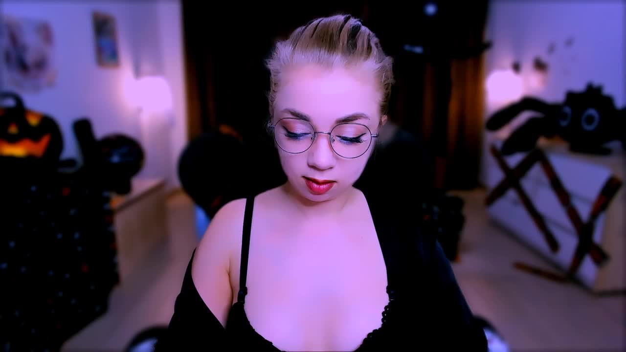 BabyNicole Live Sex December 14, 2025