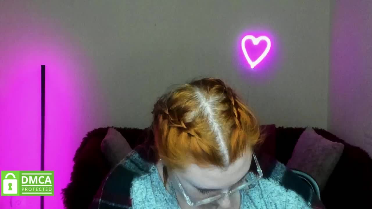 Aliciaredluv Live Sex December 17, 2025