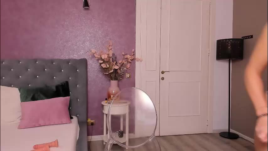 carlareys Live Sex December 13, 2025