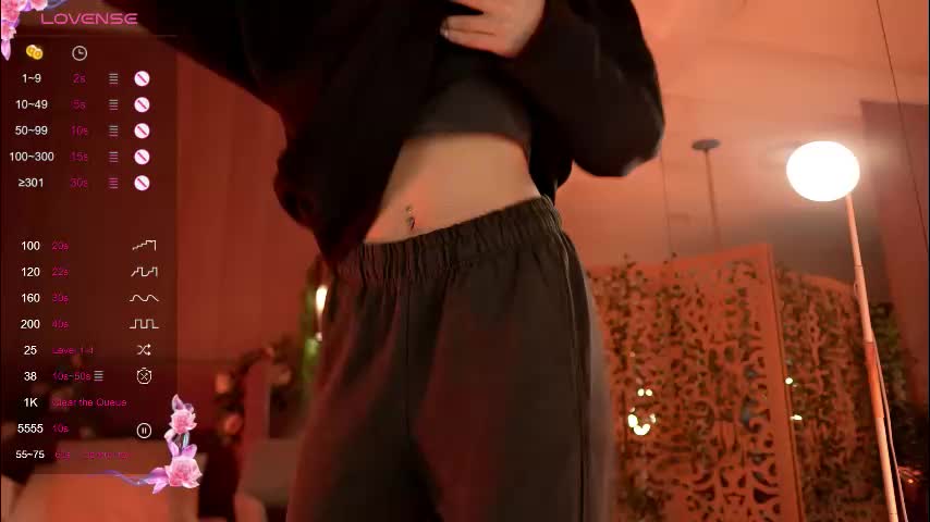 smiley_mia_ Live Sex December 14, 2025