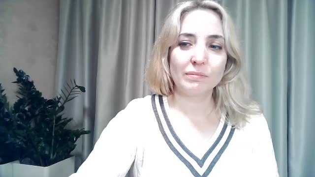 mariska-kiska Live Sex December 14, 2025