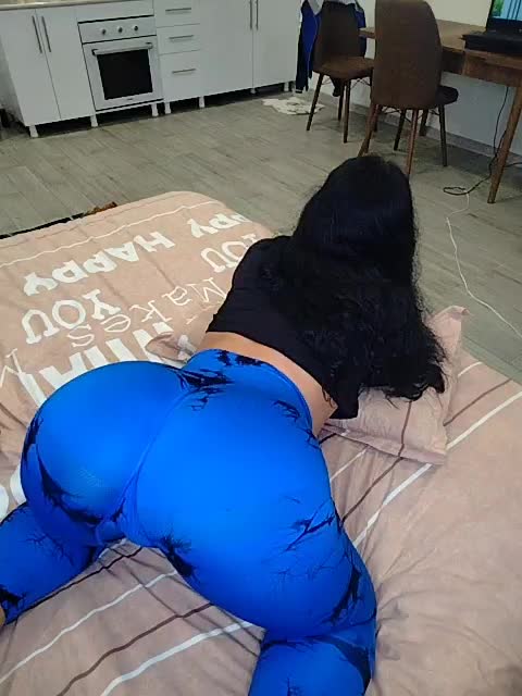 KissMyAss Live Sex December 18, 2025