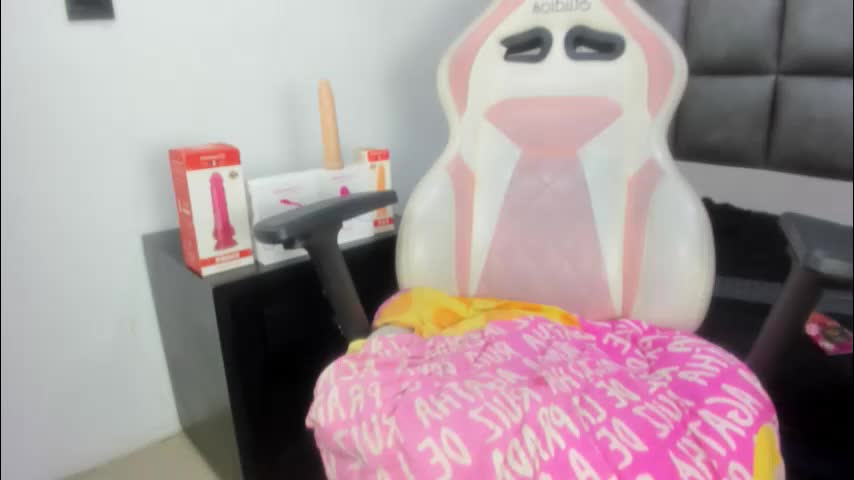 laura__js_ Live Sex December 13, 2025