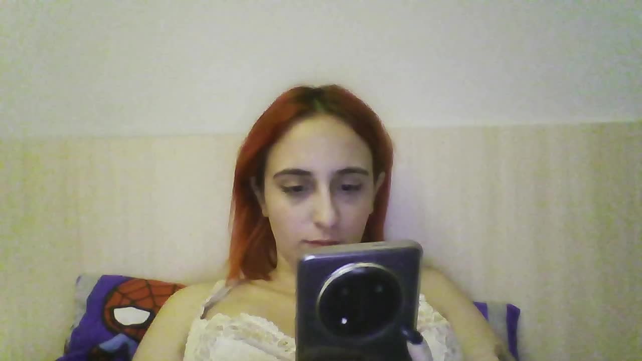 Hotredhead01 Live Sex December 14, 2025