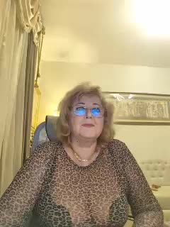 KarinkaSweet Live Sex December 18, 2025