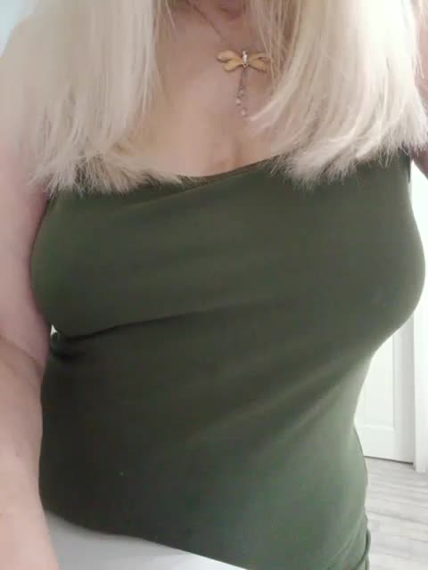 Tata42 Live Sex December 15, 2025