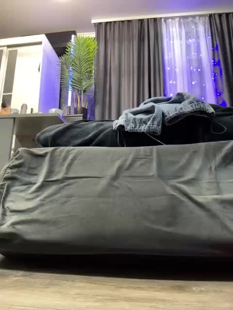 MagicMelody Live Sex December 17, 2025