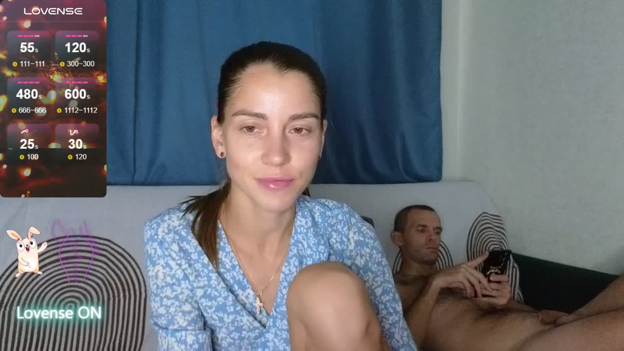 Couple_Twix Live Sex December 14, 2025