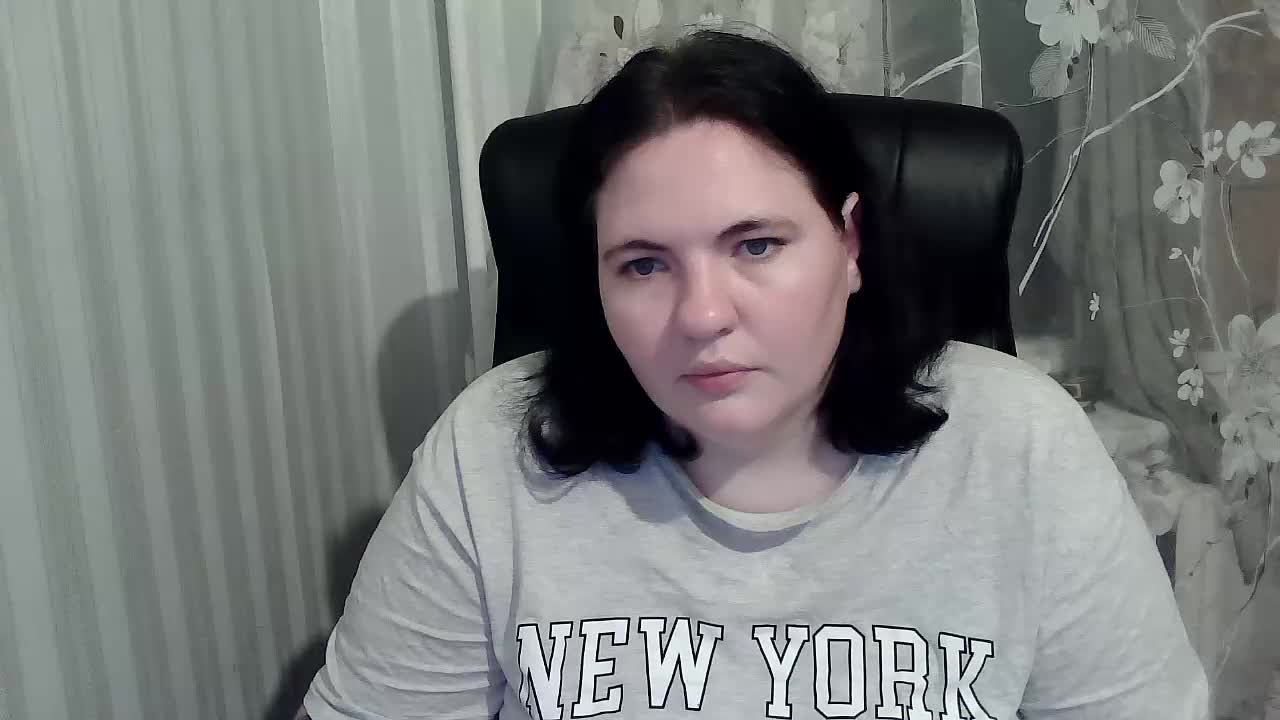 XLisaBlueX Live Sex December 15, 2025