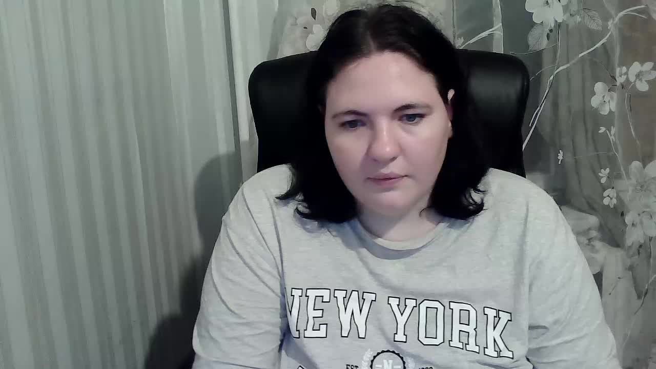 XLisaBlueX Live Sex December 15, 2025