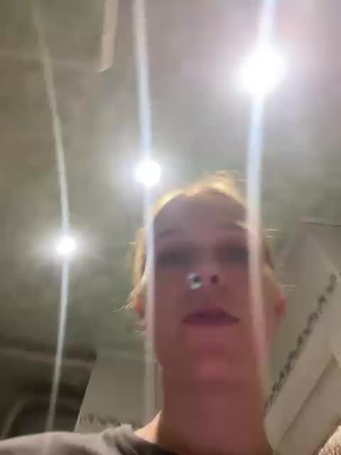 Milana22a Live Sex December 14, 2025