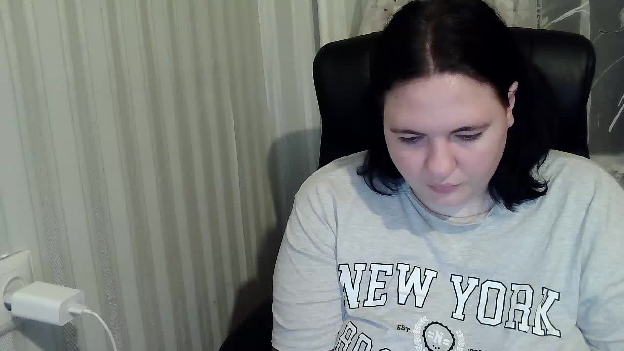 XLisaBlueX Live Sex December 15, 2025