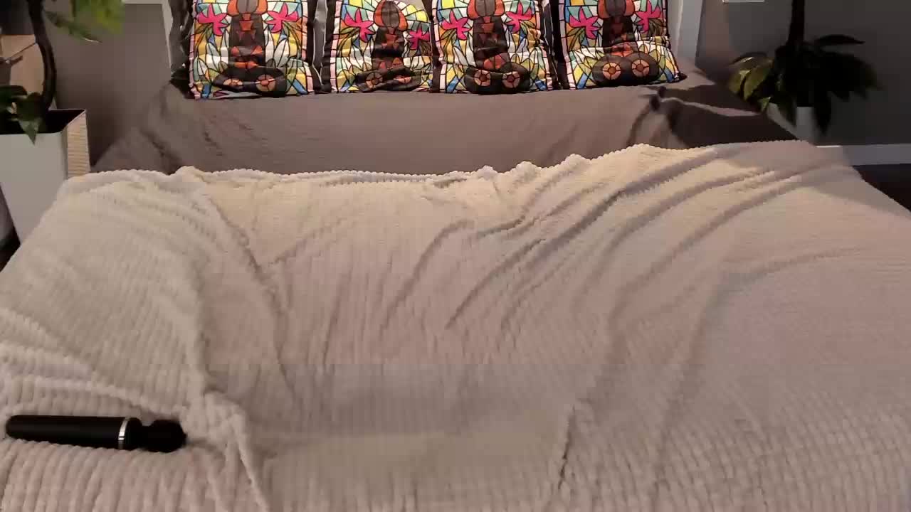 IceDanielles Live Sex December 14, 2025