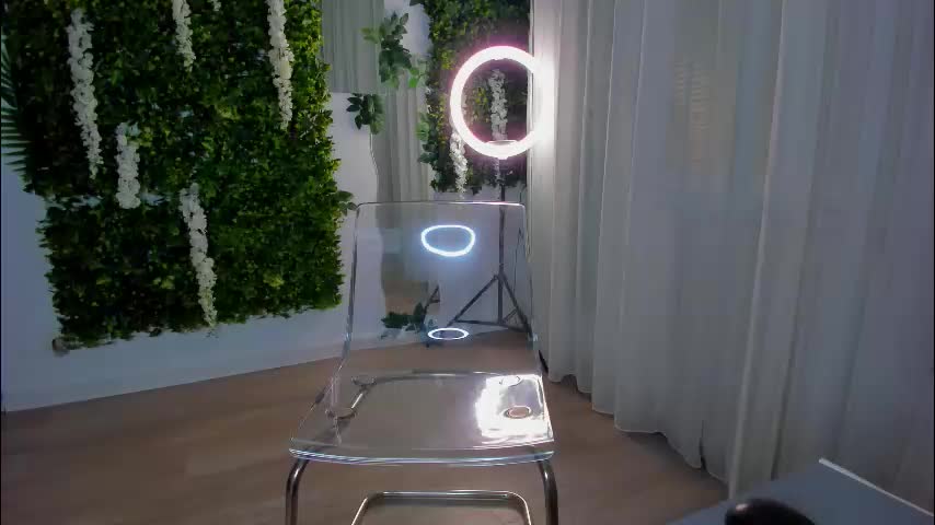 zinasquirts Live Sex December 13, 2025