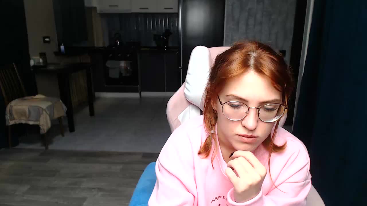 Regimasmile Live Sex December 14, 2025