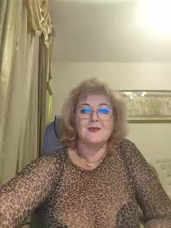 KarinkaSweet Live Sex December 18, 2025