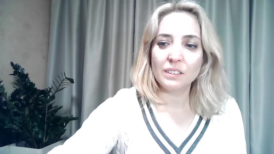 mariska-kiska Live Sex December 14, 2025