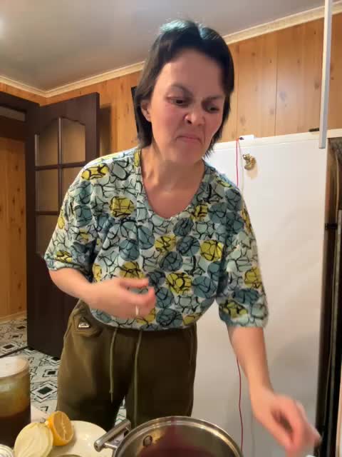 vik77777A Live Sex December 13, 2025