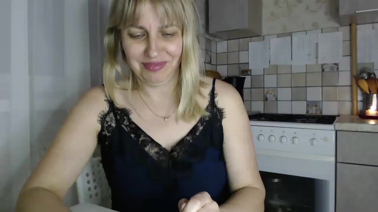 Karmella Live Sex December 13, 2025