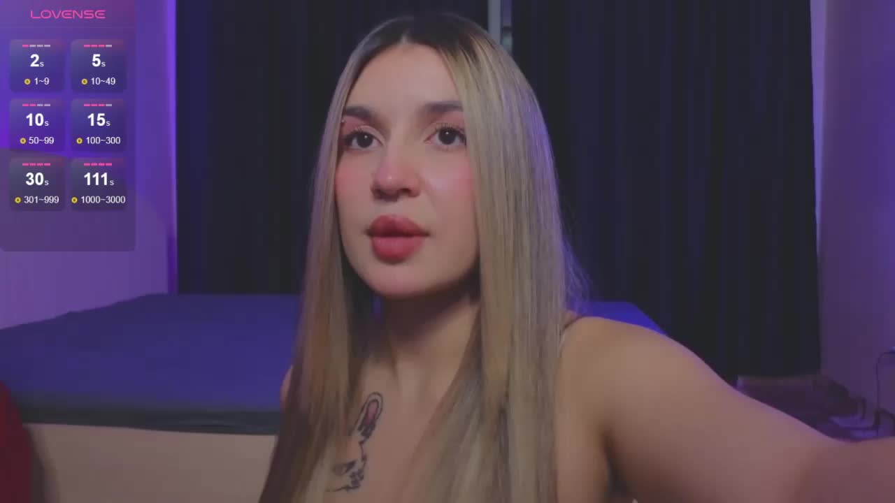 RoxyChilli Live Sex December 17, 2025