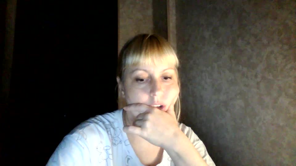 krisss2016 Live Sex December 15, 2025