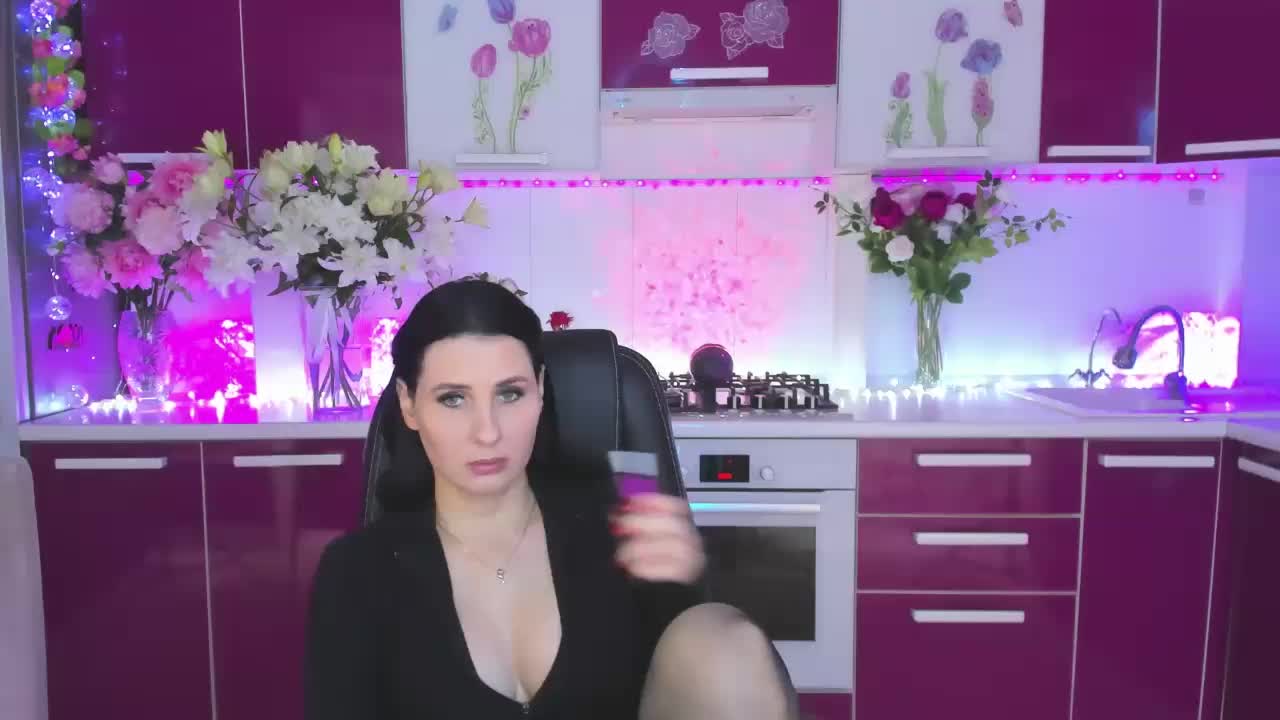 Olivija2020 Live Sex December 14, 2025