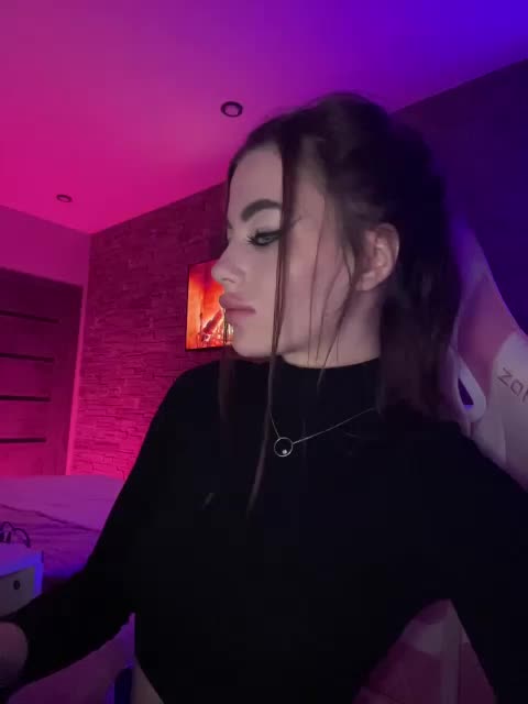 HotGirlEva Live Sex December 14, 2025