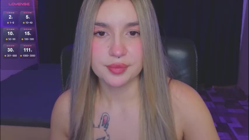 roxychilli Live Sex December 17, 2025