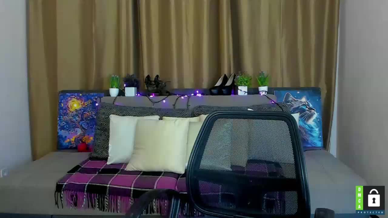 Aliciaredluv Live Sex December 17, 2025