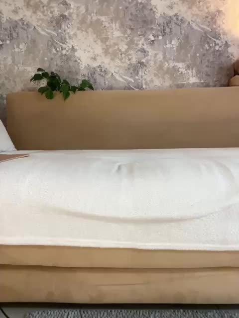 _I_123 Live Sex December 19, 2025