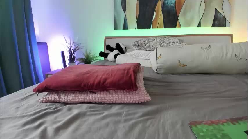 mis_eva Live Sex December 13, 2025