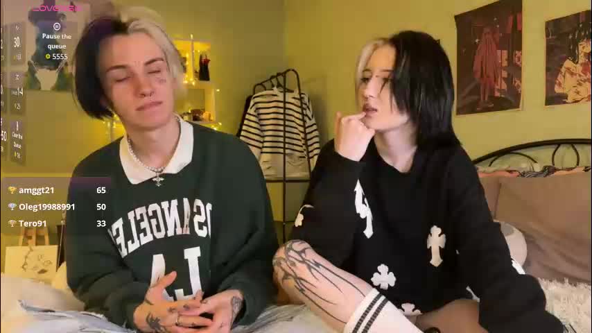 veryraretwins Live Sex December 17, 2025