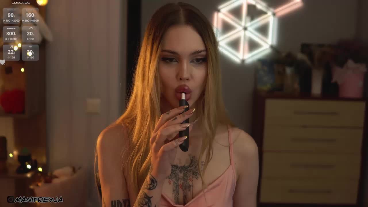 ManiFreyja Live Sex December 14, 2025