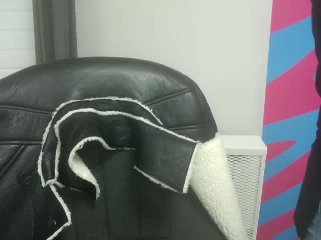 Darinac Live Sex December 13, 2025