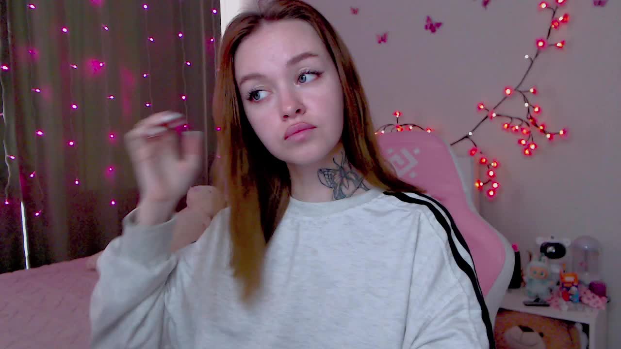 NaughtyMable Live Sex December 14, 2025