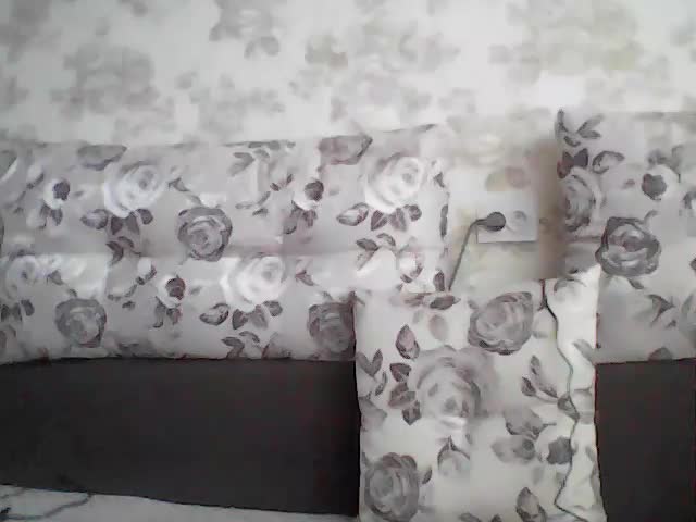 Marinade Live Sex December 17, 2025