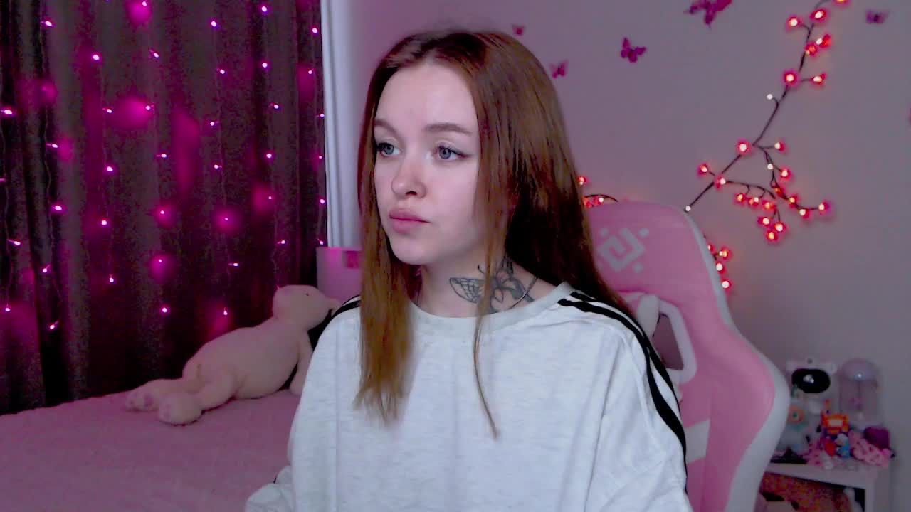 NaughtyMable Live Sex December 14, 2025