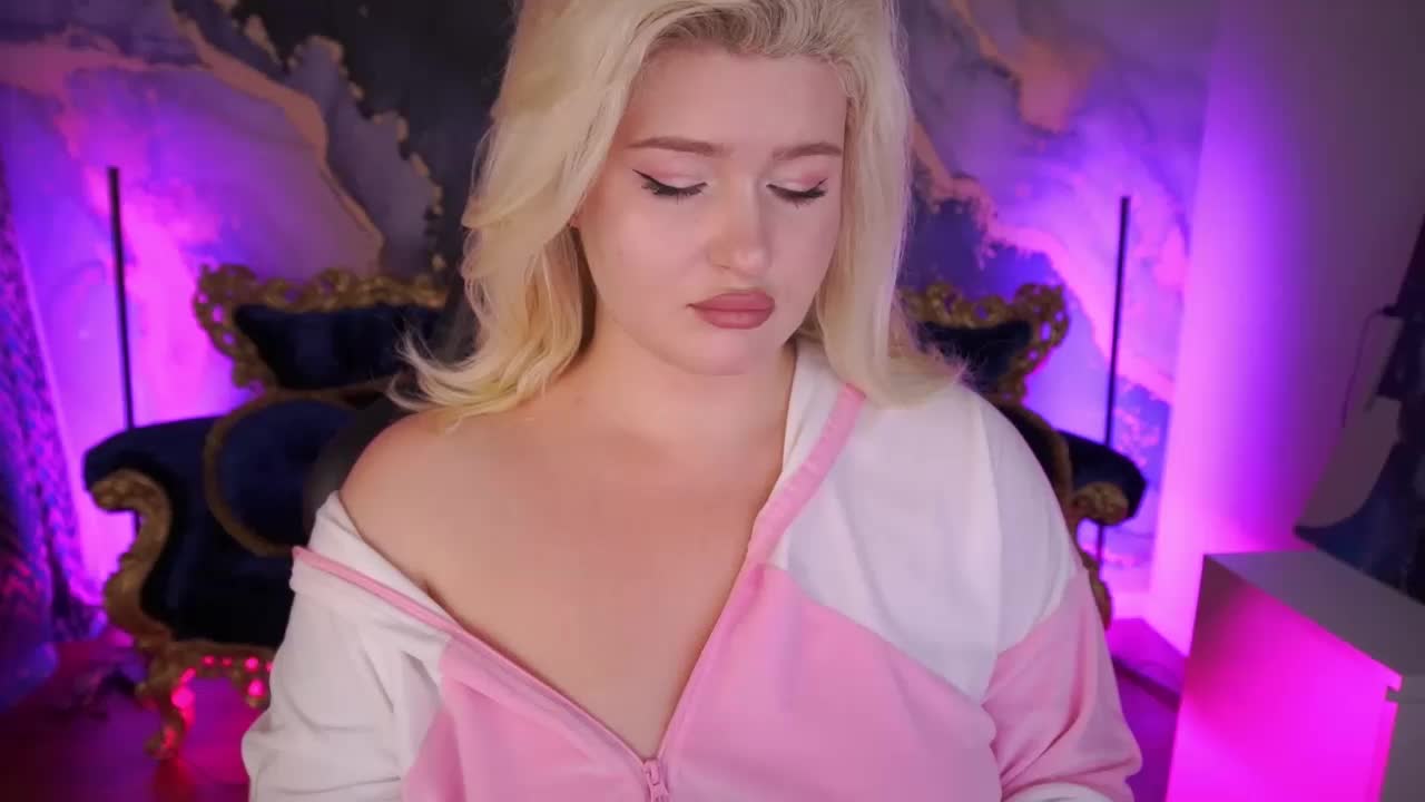 AnoraJoy Live Sex December 17, 2025