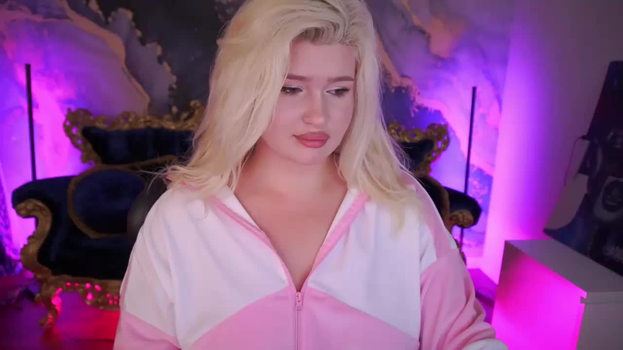 AnoraJoy Live Sex December 17, 2025