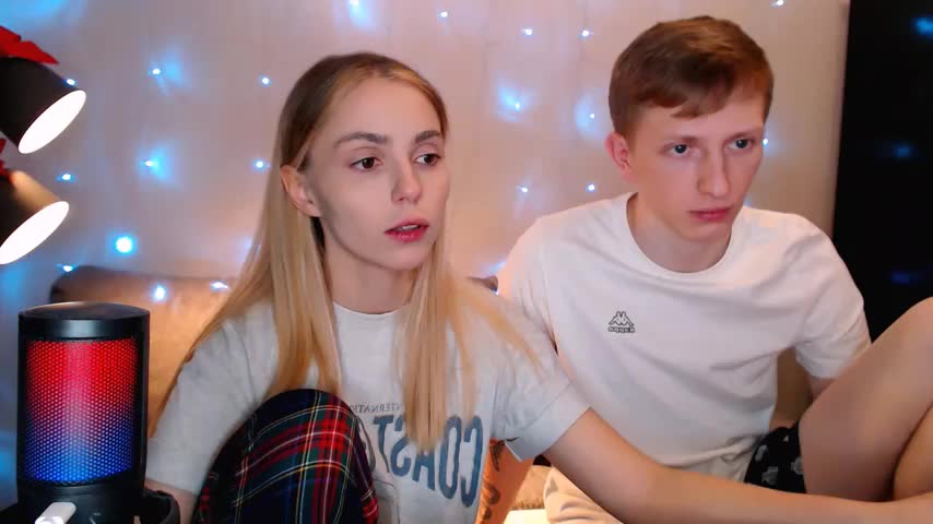 juliaanddima Live Sex December 17, 2025