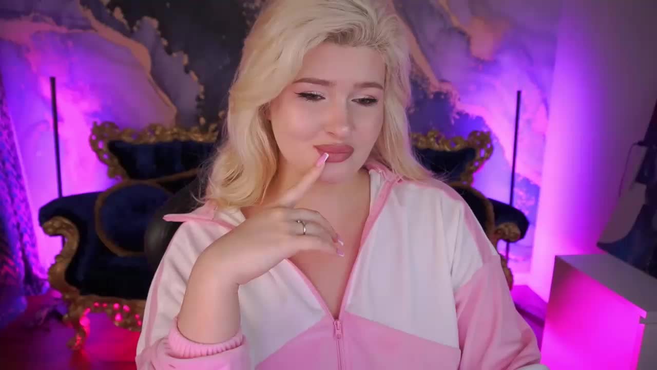 AnoraJoy Live Sex December 17, 2025