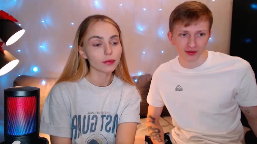 juliaanddima Live Sex December 17, 2025