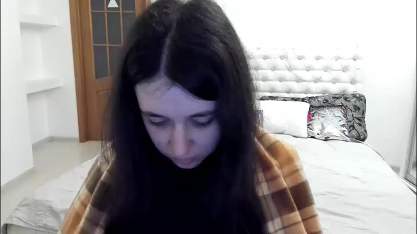 ginablum_2025-10-13_12-42-22_213 Live Sex October 13, 2025