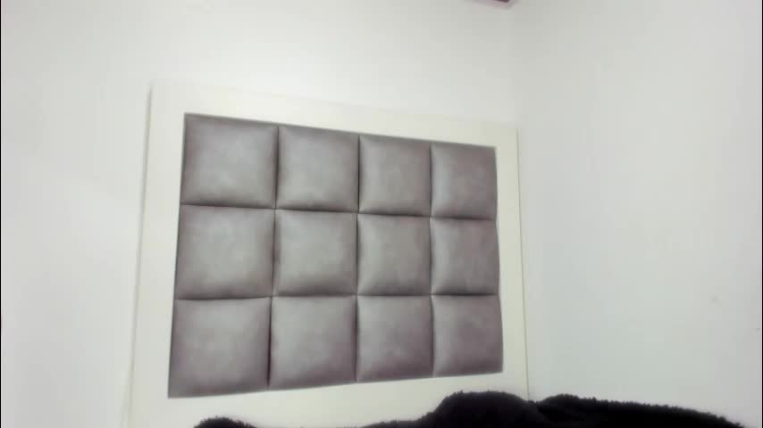 laura__js_ Live Sex December 13, 2025