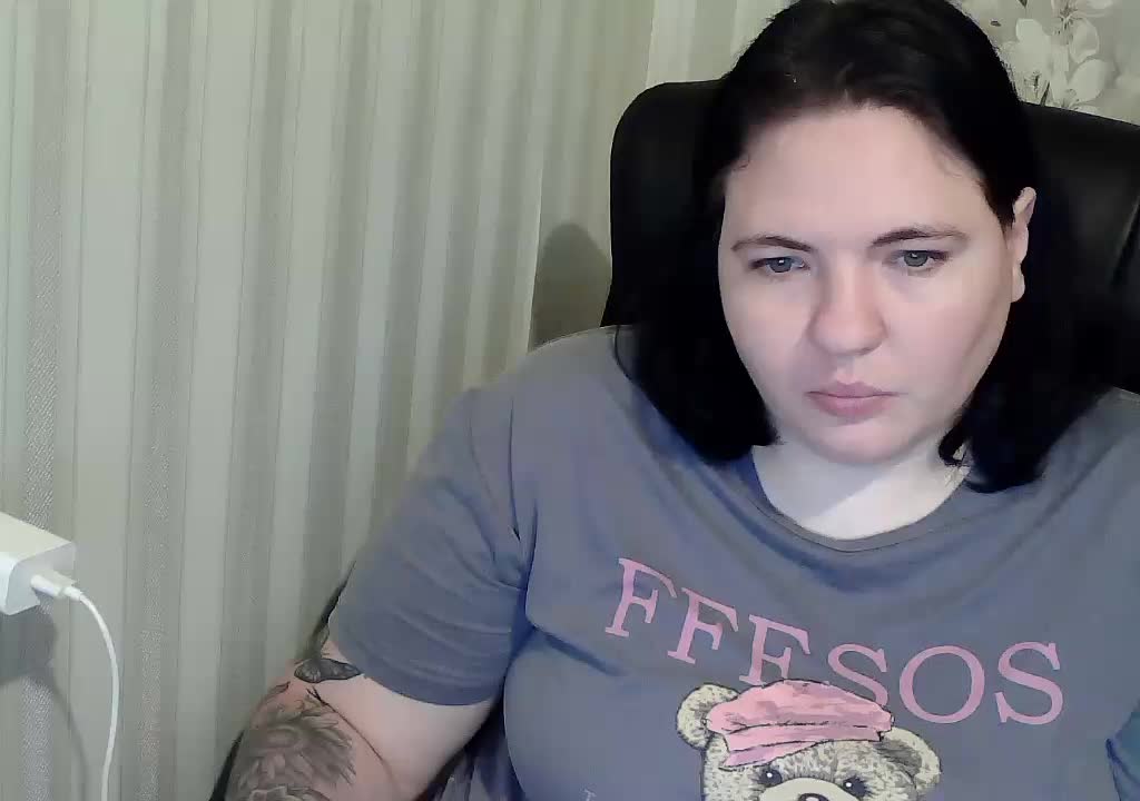 XLisaBlueX Live Sex December 15, 2025