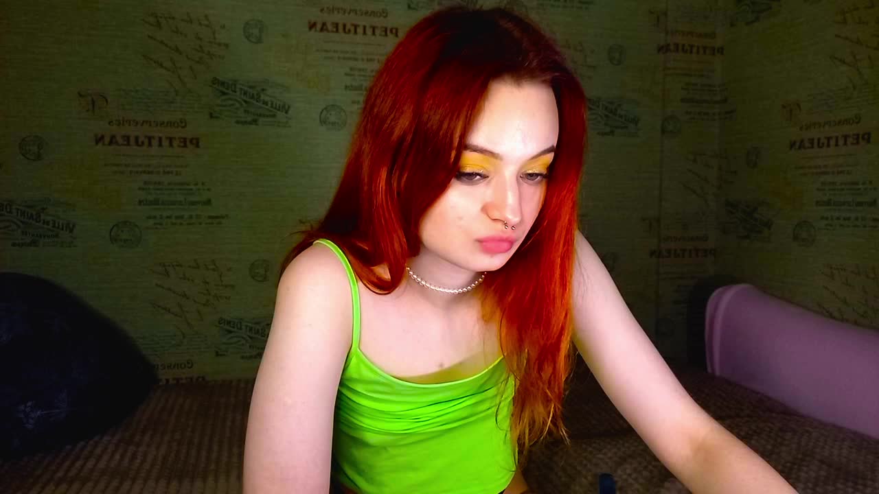 emiless Live Sex December 13, 2025