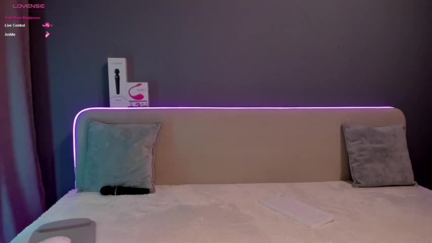 Malika_Lisan Live Sex December 13, 2025