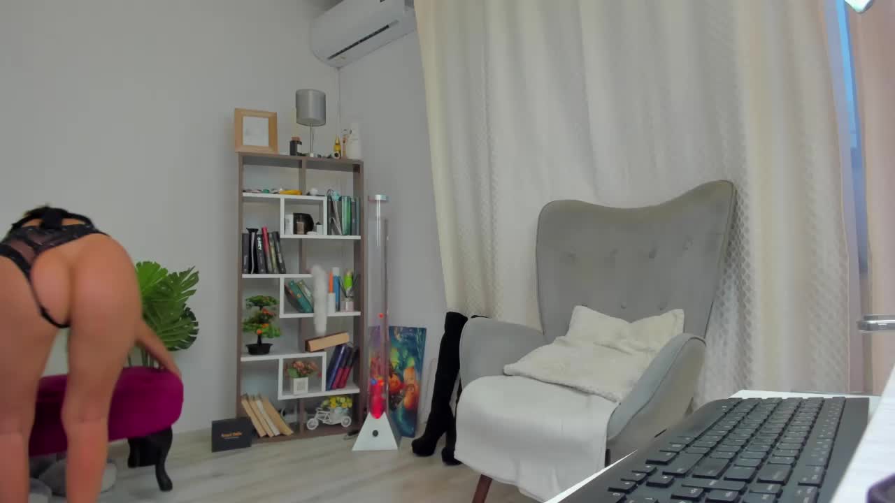 Dariaa_doll Live Sex December 18, 2025