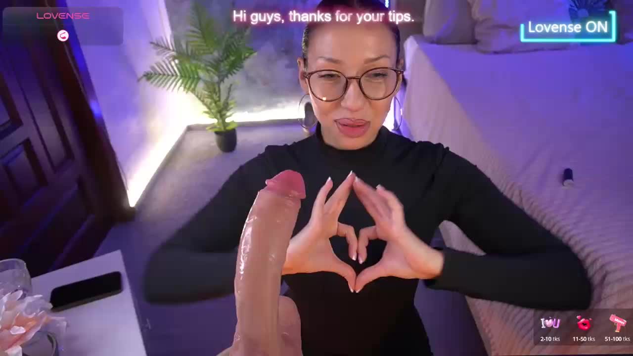 WildLora Live Sex December 13, 2025