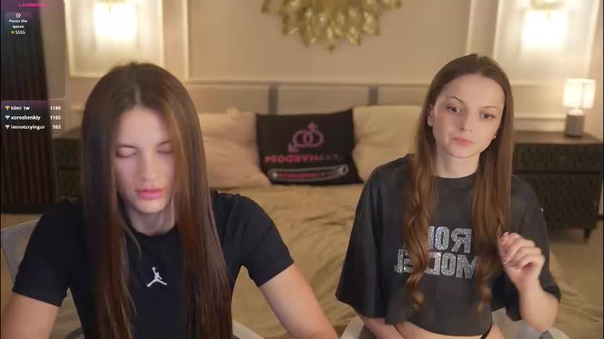 kira0541 Live Sex December 19, 2025